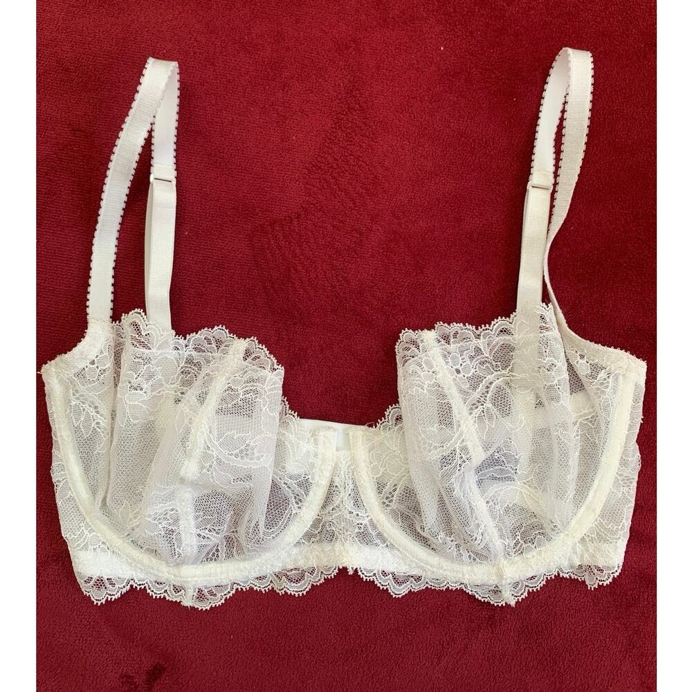 Journelle Cream Lace Balconette Style Underwire Bra 32G Worn Once